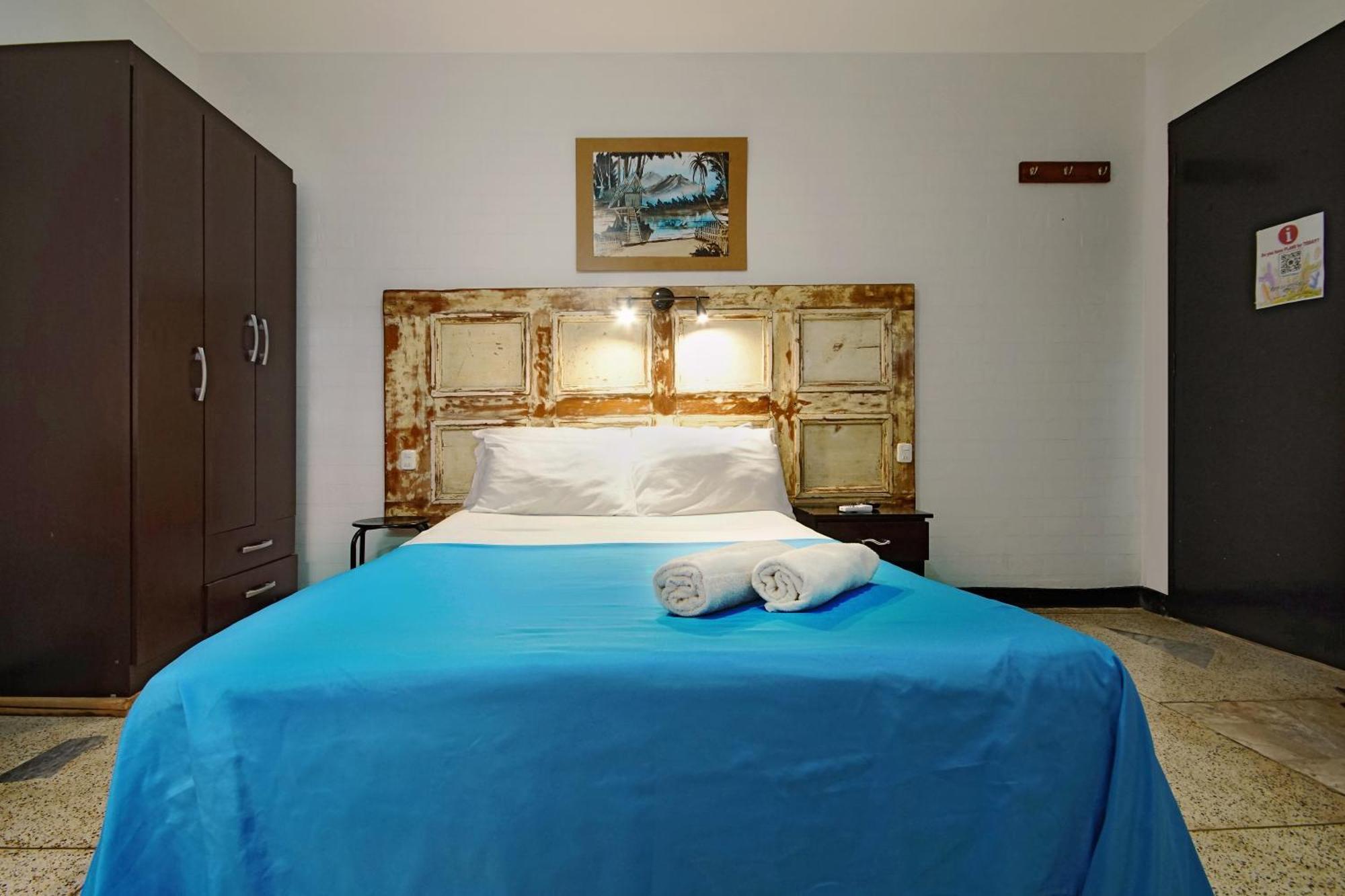 Ding-Dong Hostel กาลี ภายนอก รูปภาพ