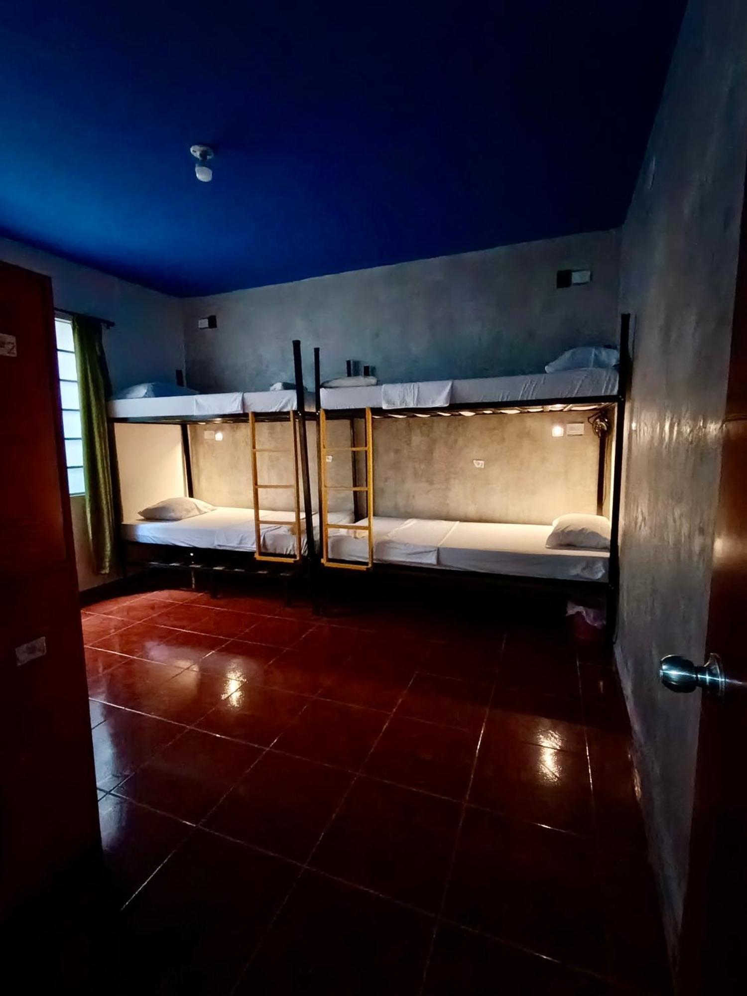 Ding-Dong Hostel กาลี ภายนอก รูปภาพ